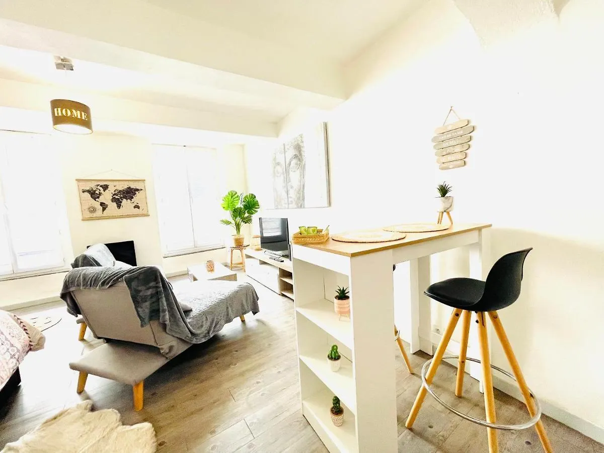 Appartement *Le Sahara*Hyper Centre*Wifi* à Salon-de-Provence
